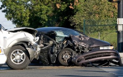 Newtown, CT – Teen Suffers Life-Threatening Injuries in Crash on I-84 E